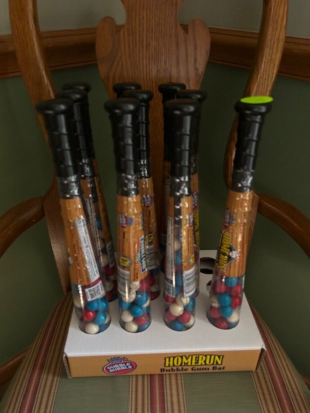10-Home Run Plastic 15" Novelty Bat filled with baseball gumballs